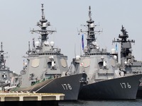 海上自衛隊、横須賀で「護衛艦カレーグランプリ」を開催 画像