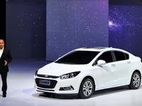 【北京モーターショー14】シボレーのグローバル主力小型セダン、クルーズ…中国仕様が先行モデルチェンジ 画像