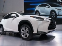 【北京モーターショー14】HV搭載のコンパクトSUV…レクサス NX300h［詳細画像］ 画像