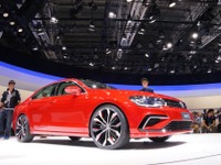 【北京モーターショー14】VW ニュー・ミッドサイズ・クーペ、新型スポーツセダンを示唆［詳細画像］ 画像