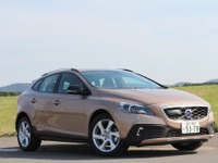 【ボルボ V40クロスカントリー T4 Nordic発表】SUVスタイルと優れたエコ性能を持ったV40 画像