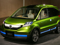 【東京モーターショー05】ホンダ W.O.W …犬は家族のパートナー 画像