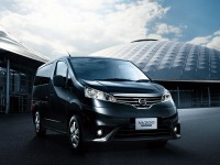 日産、NV200バネットにデザイン性を高めた新グレード設定 画像