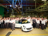 オペル、独主力工場が累計生産300万台…24年で達成 画像