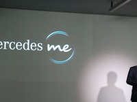 メルセデスベンツ、情報発信拠点は好調…3店舗目は新しい取り組みも 画像