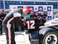 【INDYCAR 第3戦】パワー、ポール奪取でバーバーにおける3勝目を狙う...琢磨は14位 画像