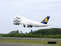 ボーイング、ルフトハンザドイツ航空に75機目となる747を納入 画像