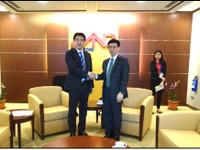 野上国土交通副大臣、シンガポール政府と海洋開発などで協力推進で合意 画像