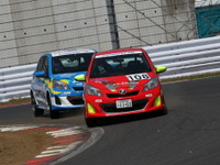 【SUPER GT】ヴィッツレース開幕戦決勝…勝利の秘訣は「メカニックと考えたセッティング」 画像