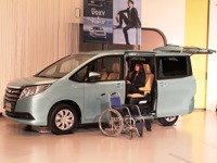 【トヨタ ノア&ヴォクシー ウェルキャブ 発売】細かな改善盛り込んだ福祉車両 画像
