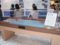 阪神高速50周年、長大橋「港大橋」のスケールと地震対策を訴求 画像
