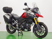 【スズキ Vストローム 1000 ABS 発表】デザイナーに聞く、“旅に出たくなる特別感”とスズキの独自性 画像