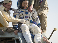 若田光一宇宙飛行士帰還 日本科学未来館で250人が見守る 画像