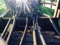 鉄橋２カ所で爆弾爆発、線路断絶　タイ深南部 画像