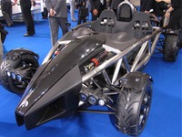 【人とくるまのテクノロジー14】むき出しのチタンフレームとカーボンパーツの迫力、アトムTi 画像