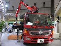 【NEW環境展14】バイオマス発電需要に向けた自走式の木材チップ製造マシン 画像