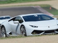 ランボルギーニの新型スーパーカー、ウラカン…レーシングカー開発へ 画像