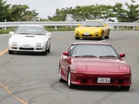 歴代マツダ RX-7 を箱根で乗り比べ 画像