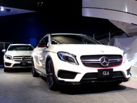 【メルセデスベンツ GLA 発表】日本に合わせた仕様で、キャラクターと実用性両立 画像