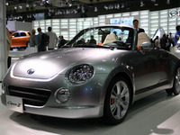 【東京モーターショー05】コペン ZZ…未知数の魅力と走りの実現 画像