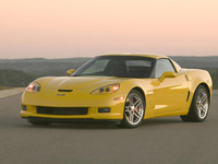 コルベット Z06 を発売へ…レーシングモデル並行開発 画像