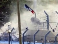 【ルマン24時間 2014】アウディの大事故、270km/hでクラッシュ直後の映像［動画］ 画像