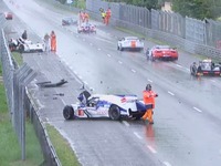 【ルマン24時間 2014】豪雨で3台絡むクラッシュ発生…アウディ3号車がリタイア［動画］ 画像