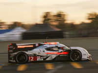 【ルマン24時間 2014】16時間経過、今度はアウディ2号車にトラブル発生…1号車がトップに浮上 画像
