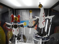 【東京おもちゃショー14】岡本太郎もびっくり、太陽の塔がロボットに変身 画像