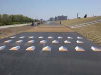 【澤田裕のさいくるくるりん】荒川の減速舗装にみる、自転車規制の混沌 画像