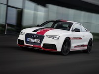 アウディ RS5 に「TDI」コンセプト…電動ターボ追加でトリプル過給 画像
