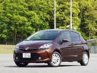 【トヨタ ヴィッツ 試乗】1.3リットルの14インチタイヤ装着車がお薦め…青山尚暉 画像