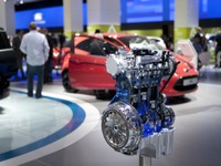 インターナショナルエンジンオブザイヤー2014…フォードの1.0エコブーストが3年連続で受賞 画像