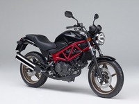 ホンダ 250ccスポーツ VTR を一部改良…ローダウンモデルも新設定 画像