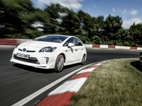 トヨタ プリウス PHV、燃費247km/リットルの新記録 画像
