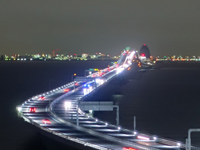 東京湾アクアライン、ブリッジ全長4.4kmのLED照明がリニューアル 画像
