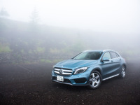 【メルセデスベンツ GLA 250 4MATIC 試乗】オフロード気分を都会でも味わえる乗用車…石川真禧照 画像