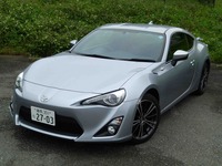 【トヨタ86GT Limited 6MT 試乗】らしさそのまま、乗り味まろやかに…島崎七生人 画像
