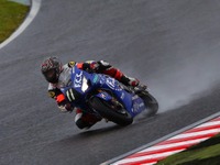 【鈴鹿8耐】2時間30分経過…再び大粒の雨、大混乱のレースを11番秋吉／レイ／ザネッティ組が独走 画像