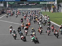 富士スピードウェイ、真夏の6時間二輪耐久レース ミニろく第3戦…8月24日 画像