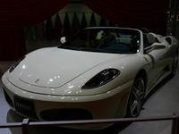 【東京モーターショー05】写真蔵…今夜はフェラーリの夢を 画像