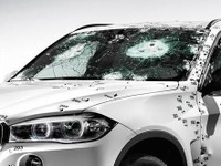 【モスクワモーターショー14】防弾仕様の BMW X5 が登場「最高レベルの安全を」 画像