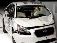 【IIHS衝突安全】スバル レガシィ 新型、最高レベルの安全性能［動画］ 画像