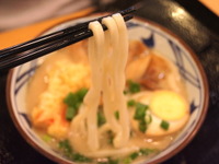 【モスクワ現地レポート】モスクワっ子にうどんが大人気！でも「とんこつうどん」ってなに？ 画像