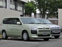 【商用バン 徹底比較】トヨタ プロボックス / サクシード vs 日産 AD / ADエキスパート…スペックから分かる違い 画像