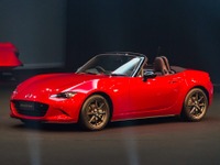 【マツダ ロードスター 新型発表】歴代で最もコンパクトなボディ、SKYACTIVも採用［写真蔵］ 画像