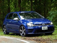 【VW ゴルフR 試乗】高性能車ながら驚くべき洗練度…島崎七生人 画像