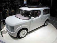 【株価】ボーナス満額の日産と、ボルボにふられそうな三菱は? 画像