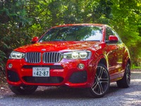 【BMW X4 発表】存在感は兄譲り、パワフルでダイナミックなX6の弟分が登場 画像
