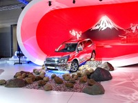 【モスクワモーターショー14】三菱 アウトランダーPHEV…鏡面仕上げでサプライズ［詳細画像］ 画像